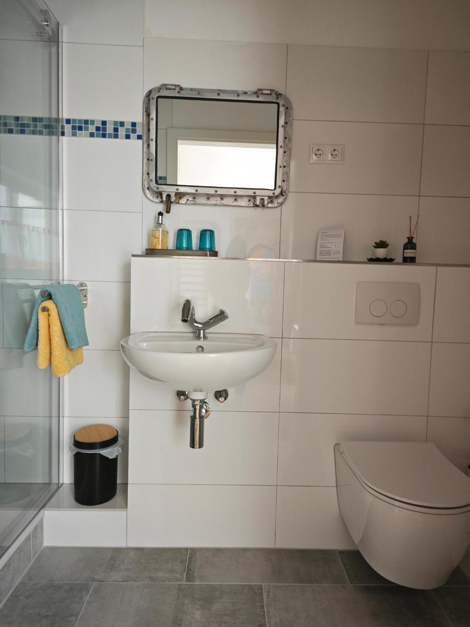 Mine Hotel Weilerswist Ngoại thất bức ảnh